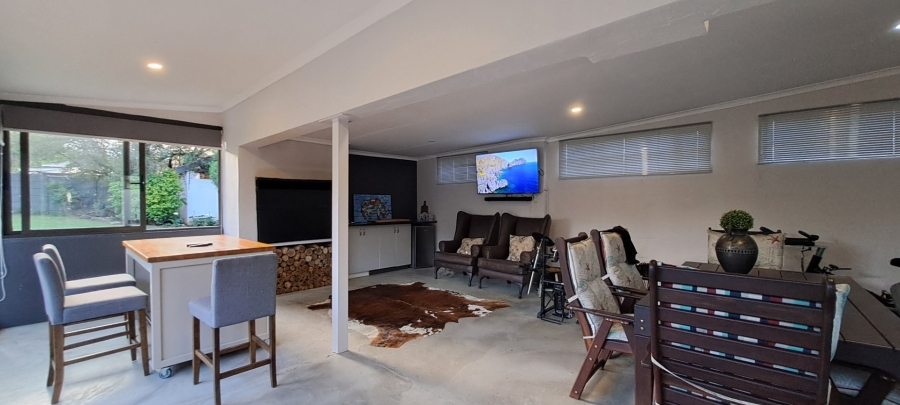 6 Bedroom Property for Sale in Eureka Free State